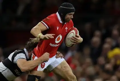 Wales legend could be Richie Mo’unga’s replacement after shock Crusaders move