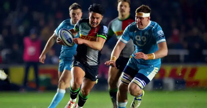 Marcus Smith on the run for Harlequins against Sale Sharks in the Premiership 2023.