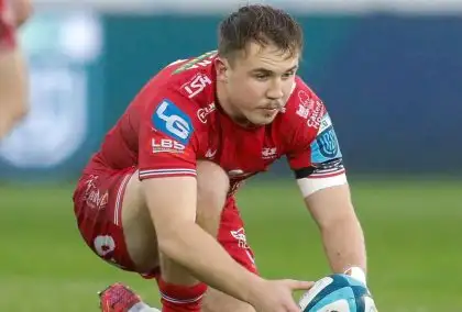 Rookie fly-half ‘wants to be involved’ with Wales ‘as soon as possible’