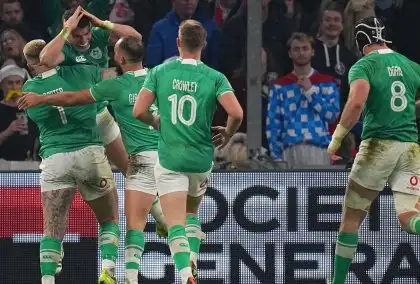 Ruthless Ireland make perfect start to Six Nations title defence against 14-man France