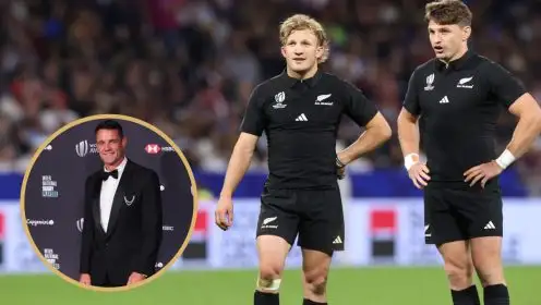 Damian McKenzie and Beauden Barrett alongside great All Black fly-half Dan Carter.