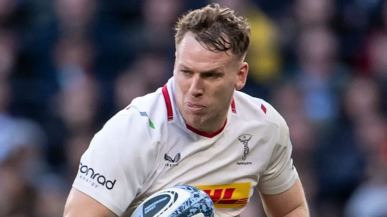 Alex Dombrandt in action for Harlequins.