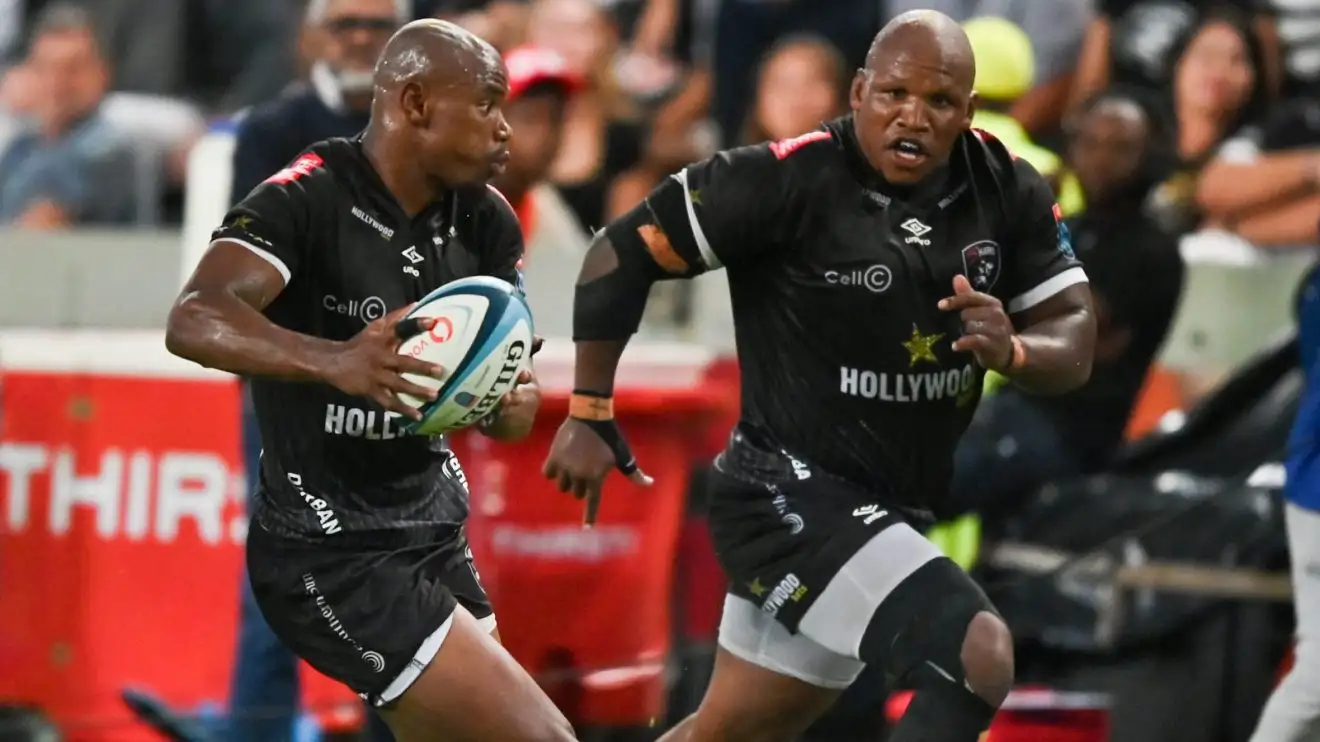 Makazole Mapimpi and Bongi Mbonambi Sharks URC 2024 - Alamy.jpg