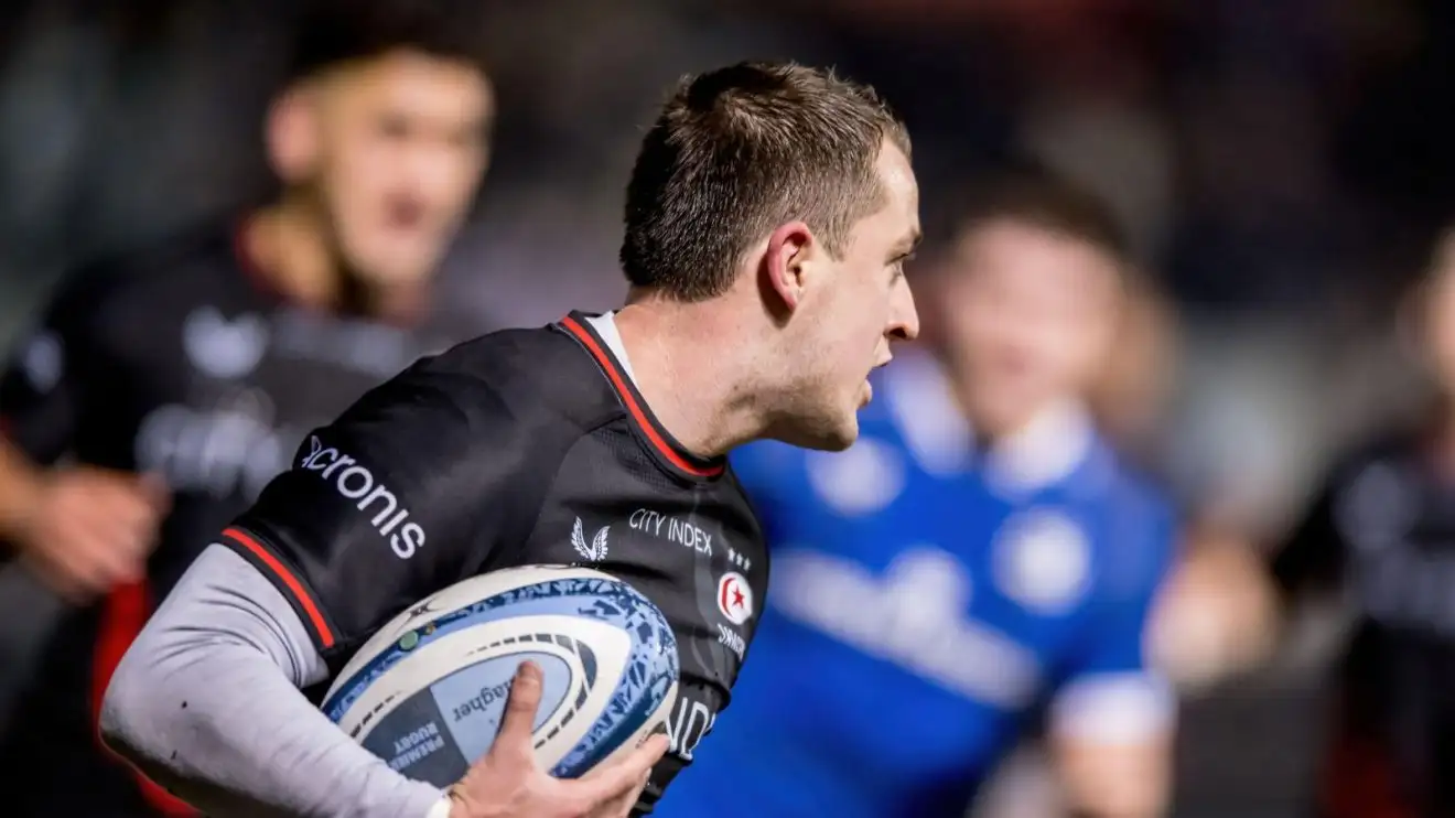 Tom Parton of Saracens with the ball.