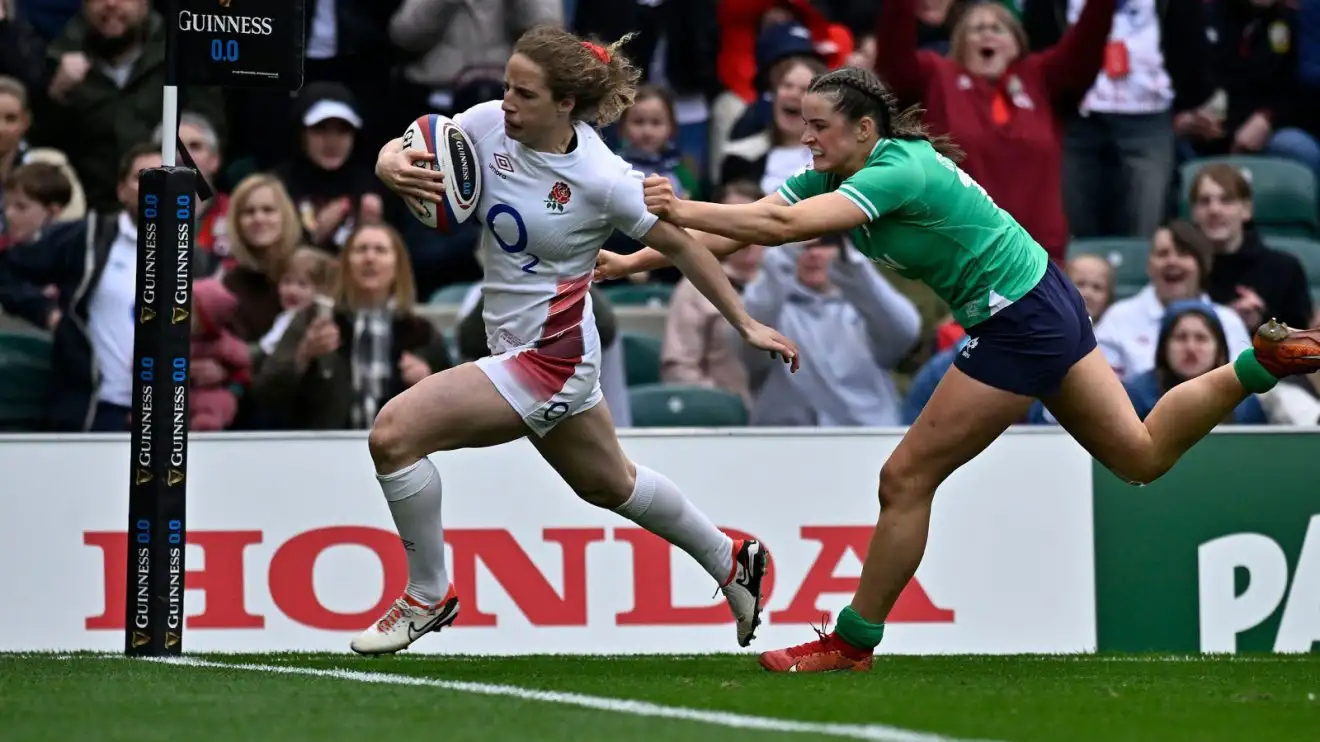 Abby Dow scoring for England against Ireland.