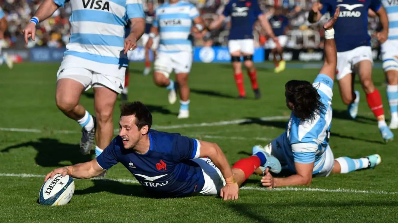 France's Baptiste Serin scores a try during a rugby test match against Argentina in Mendoza