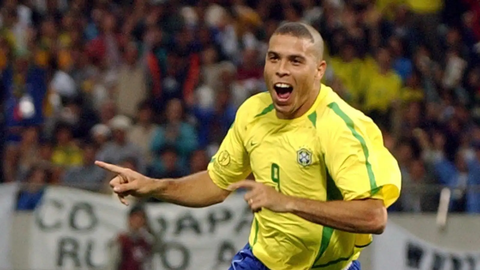 A celebration of Ronaldo fan sites of the early 2000s – ‘My header is bad’