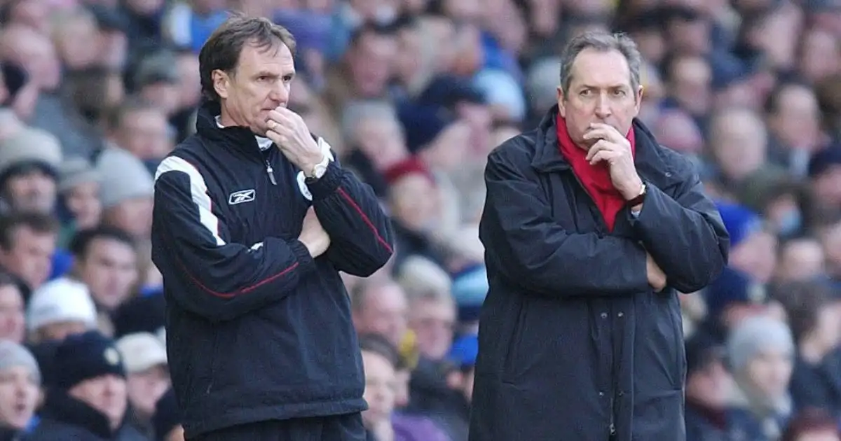 Liverpool's Manager Gerard Houllier and assistant Phil Thompson during their Premier League game v Southampton at St. Mary's Stadium, Southampton, March 2004.