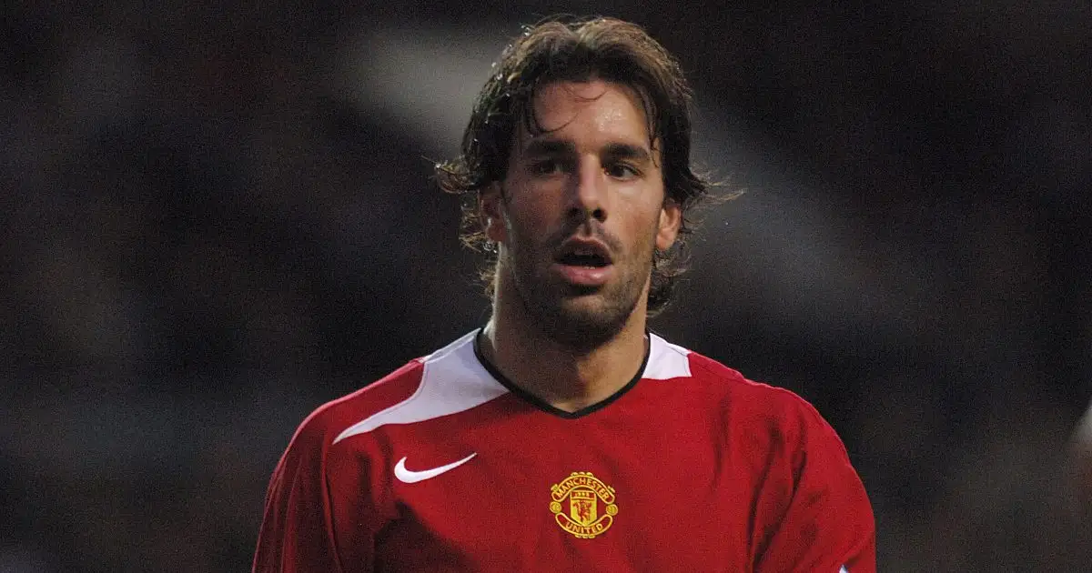 A tribute to Ruud van Nistelrooy and the playground art of goalhanging