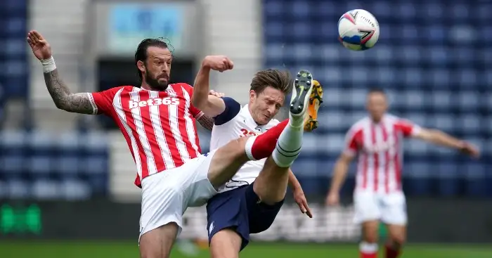 Now we know 2020 really is a crazy year: A Stoke striker tried a rabona