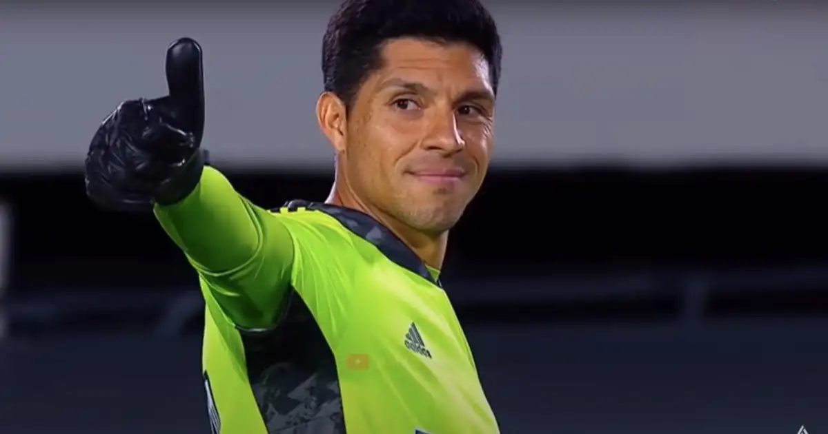 Step aside, Alisson: River midfielder Enzo Perez is the GK hero of the week