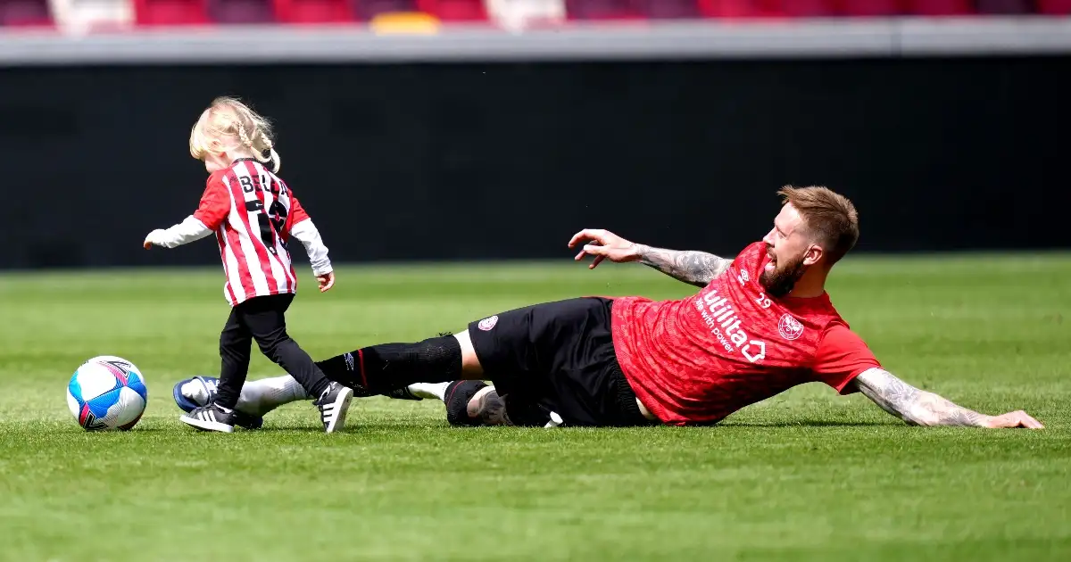 Watch: Pontus Jansson thanks Leeds and Bielsa after Brentford’s playoff win