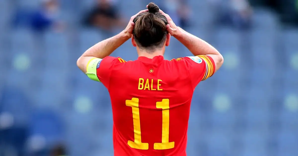 Watch: Gareth Bale spurns glorious chance to equalise for Wales vs Italy