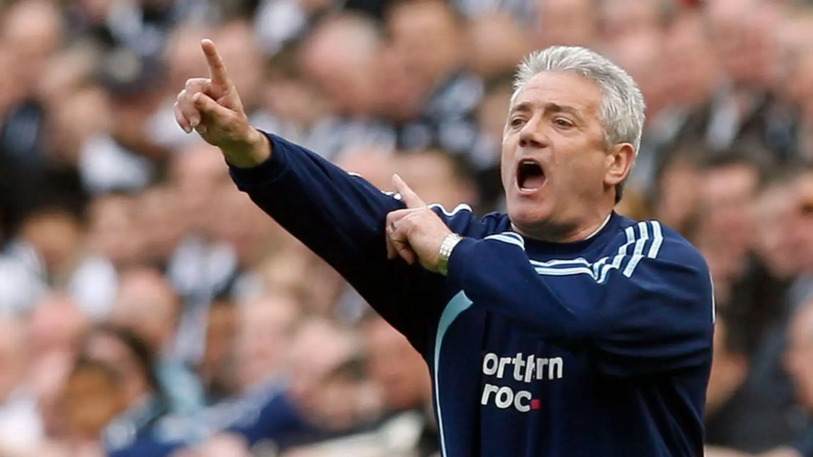 Kevin Keegan shouts instructions during the Premier League match between Newcastle United and Chelsea at St James' Park, Newcastle, May 2008.