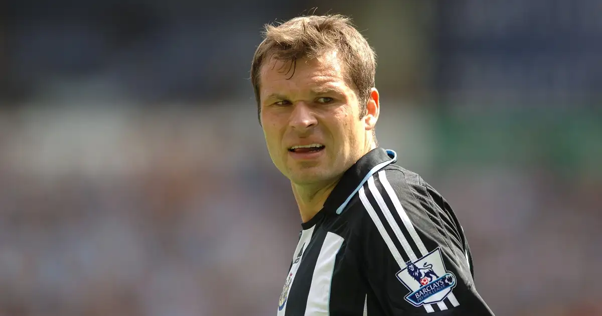 Newcastle United's Mark Viduka playing against Bolton. Reebok Stadium, August 2007.