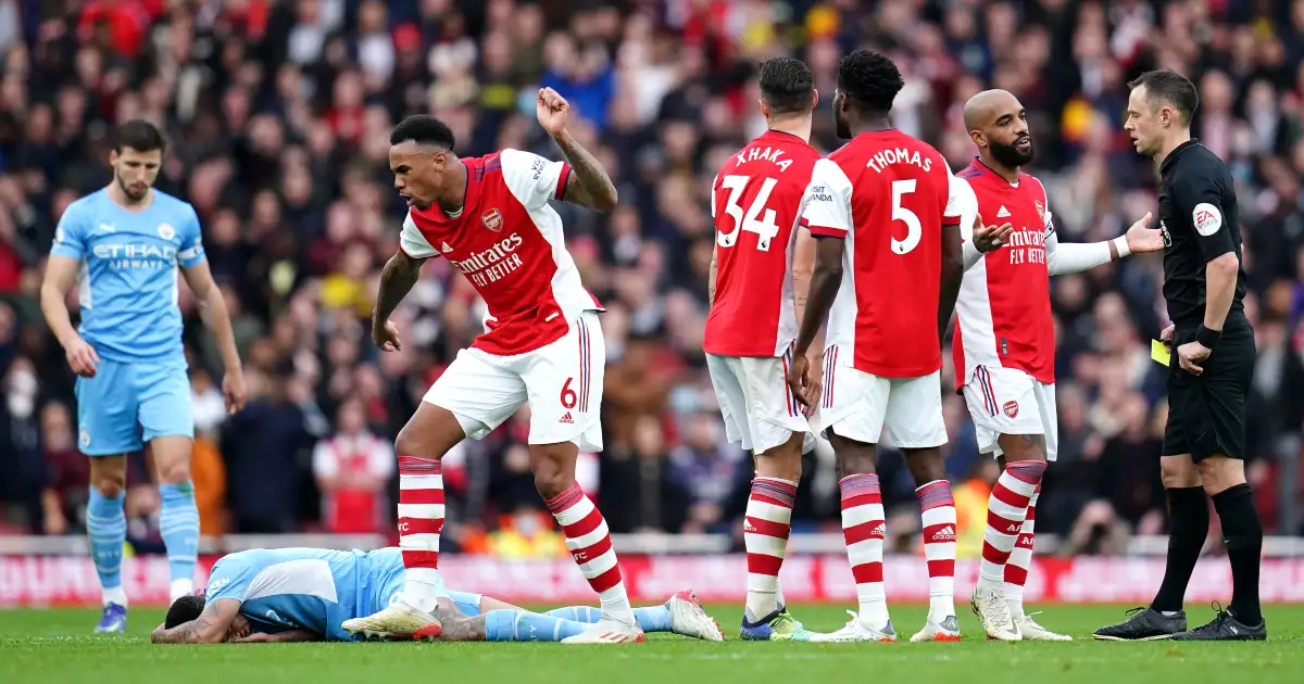 Watch: Gabriel’s foolish challenge sends Arsenal down to 10 men