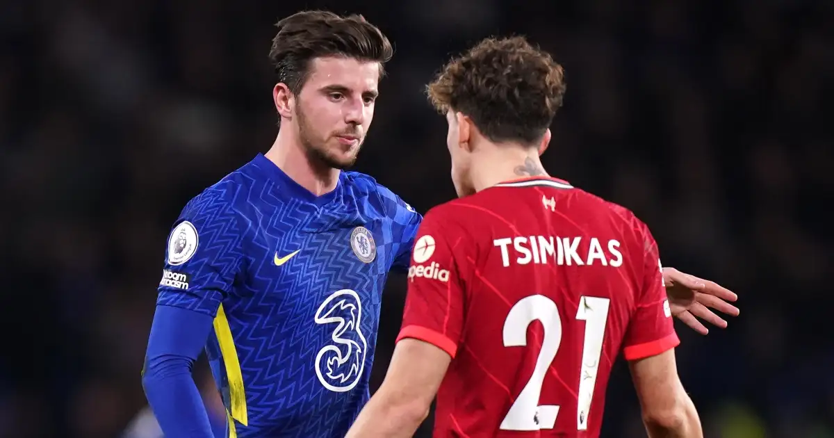 Watch: Chelsea’s Mason Mount escapes censure for Tsimikas foul