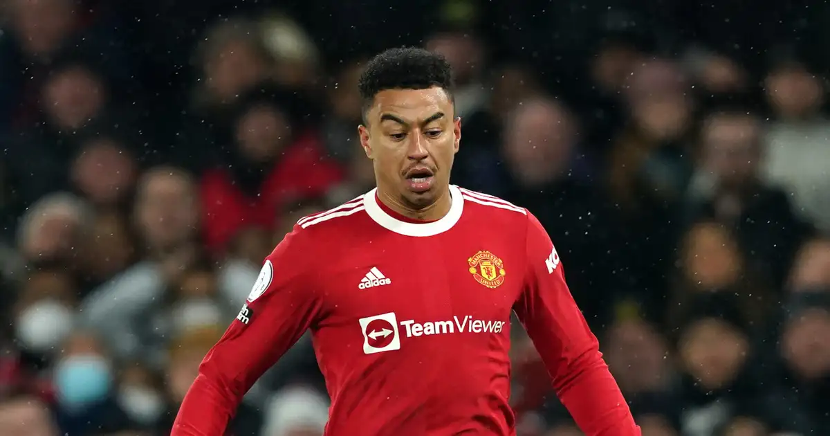 Watch: Lingard produces sensational skill to escape tight spot with ball