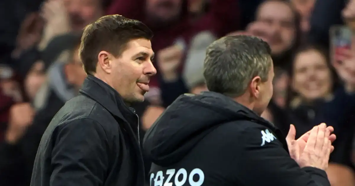 Watch: Gerrard stares down Everton fans on Goodison Park return