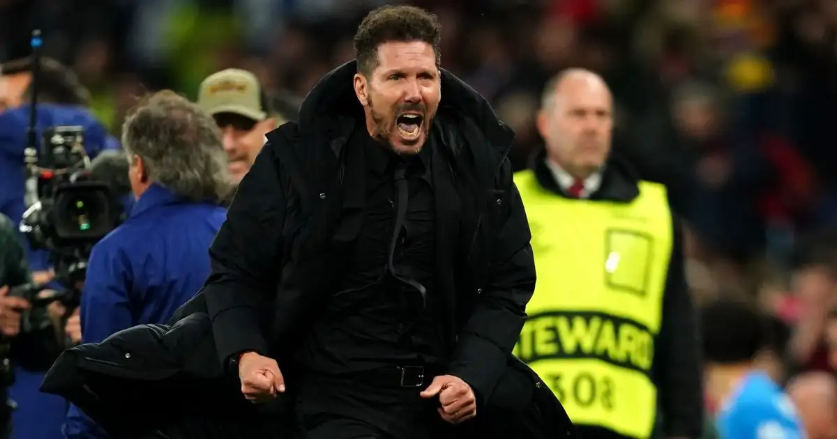 Watch: Man Utd fans viciously pelt missiles at Simeone after Atleti win