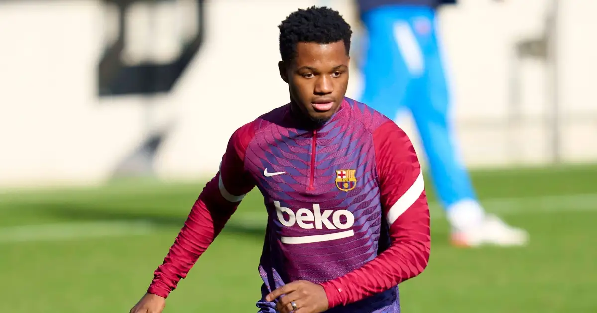 Watch: Ansu Fati returns to Barca training and gets standing ovation