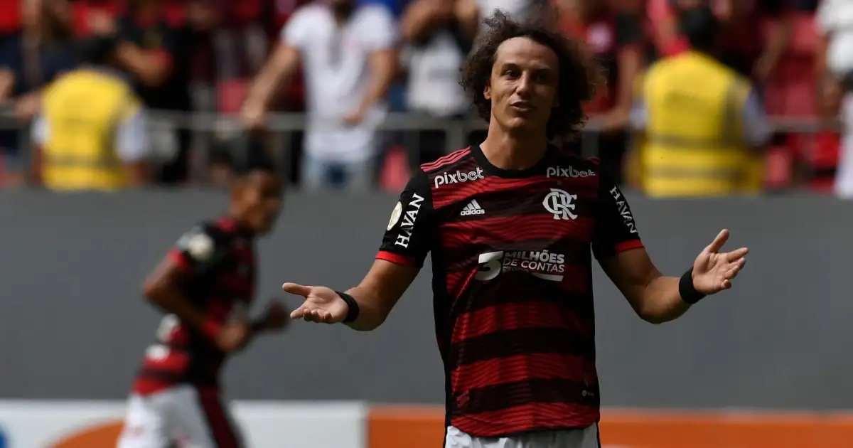 Watch: Ex-PL cult hero David Luiz produces astonishing miss in Brazil