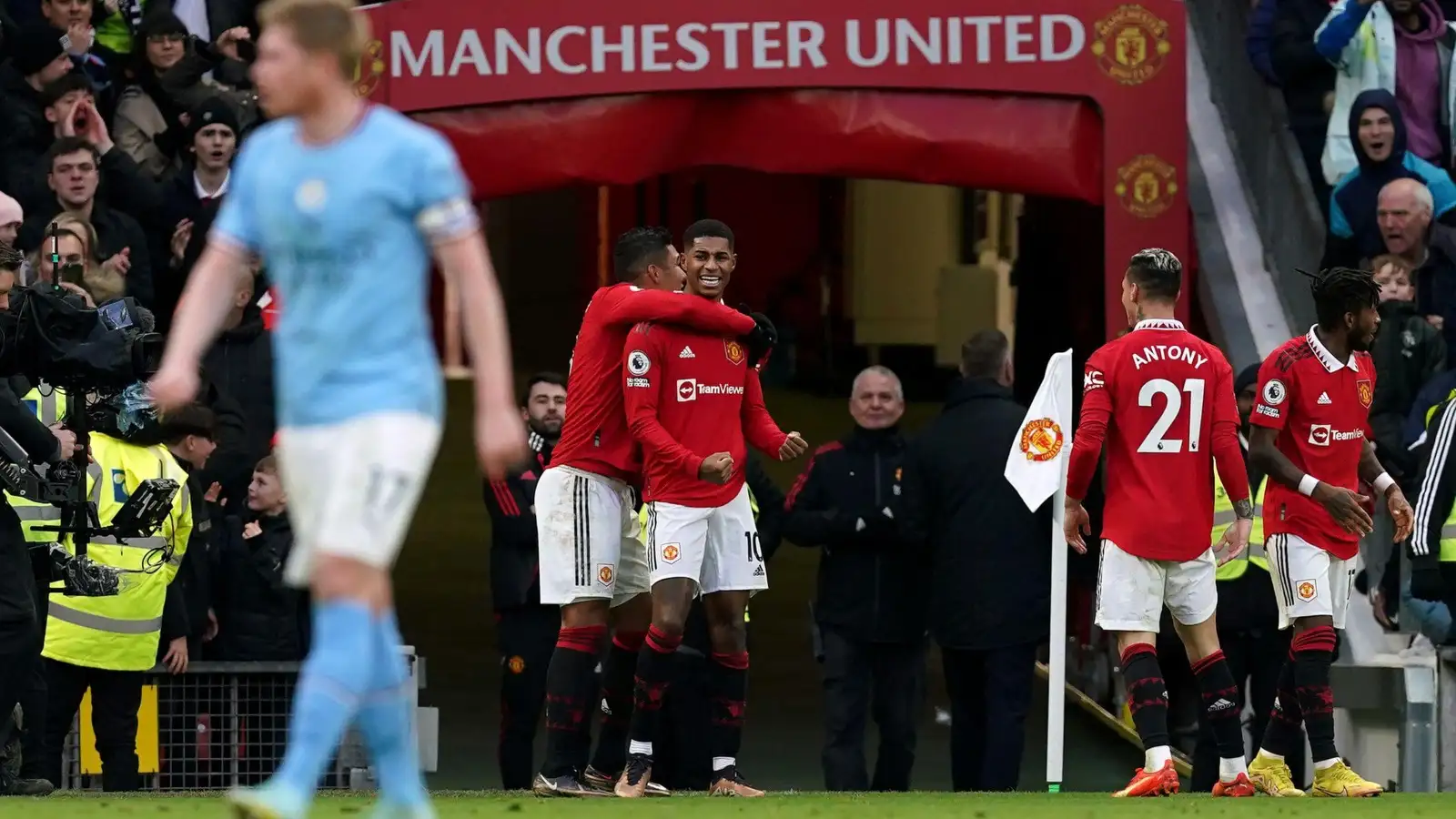 Watch: Peter Drury’s commentary for Rashford’s derby winner will give you chills