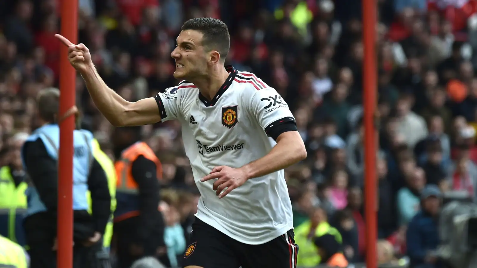 Analysing Diogo Dalot’s FOUR hilariously p*ss-boiling celebrations