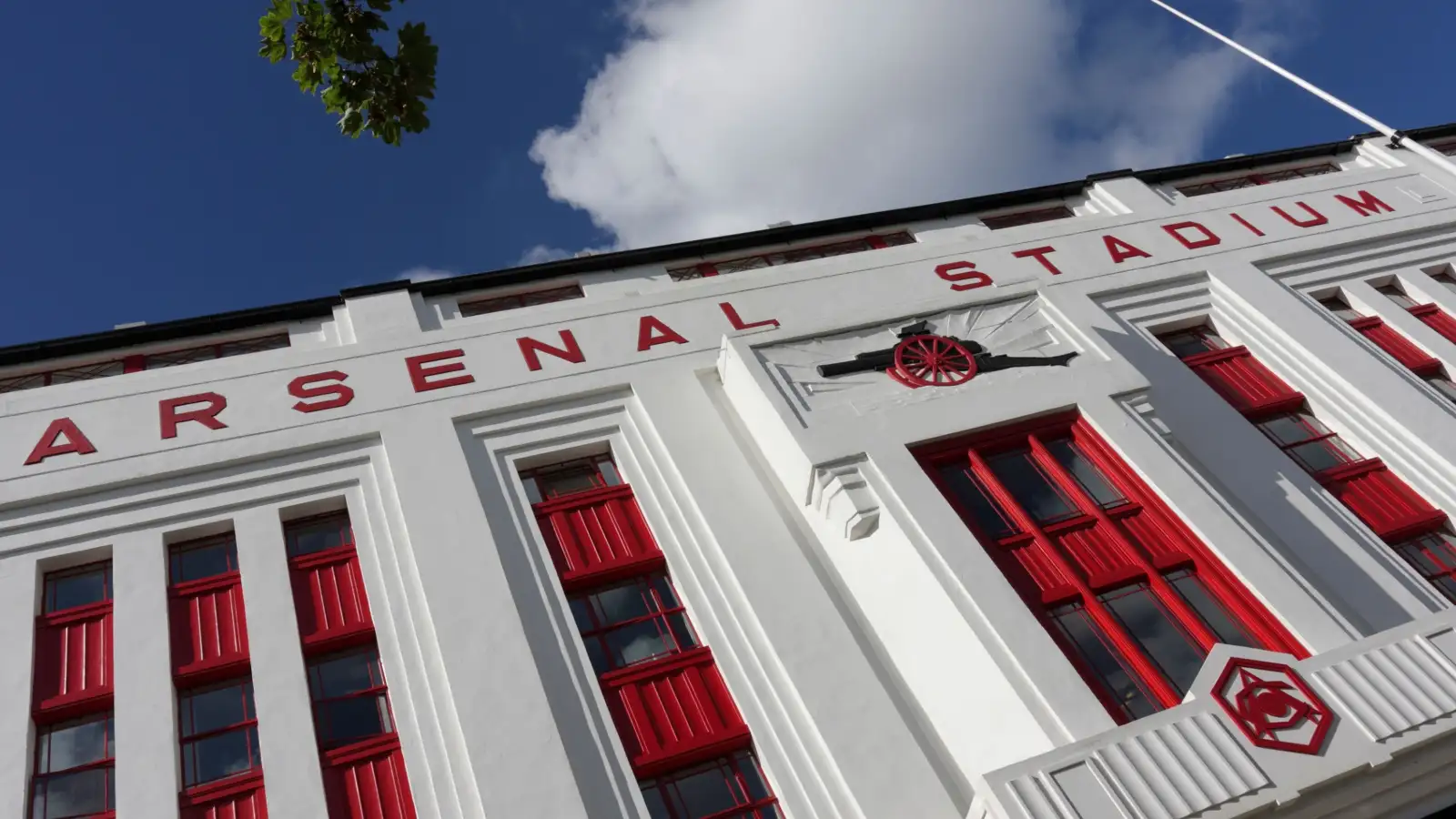 11 of the most iconic stadiums that we wished still existed: Highbury, Upton Park…