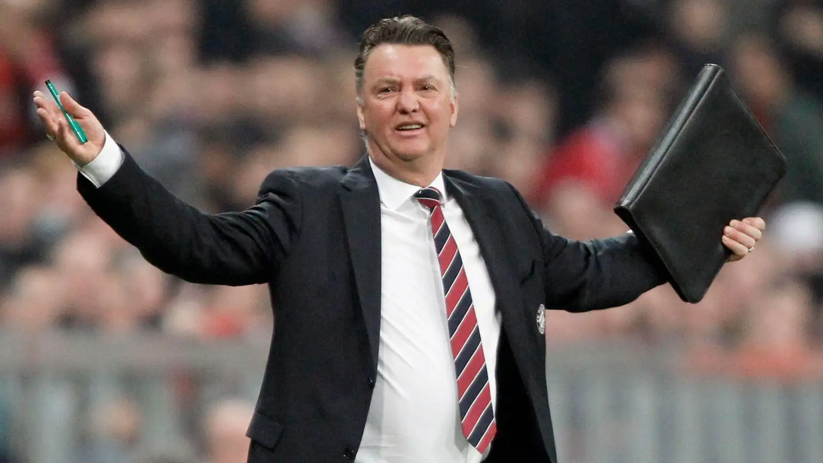 Louis van Gaal dropping his kecks at Bayern is an image we’ll never be able to erase from our minds