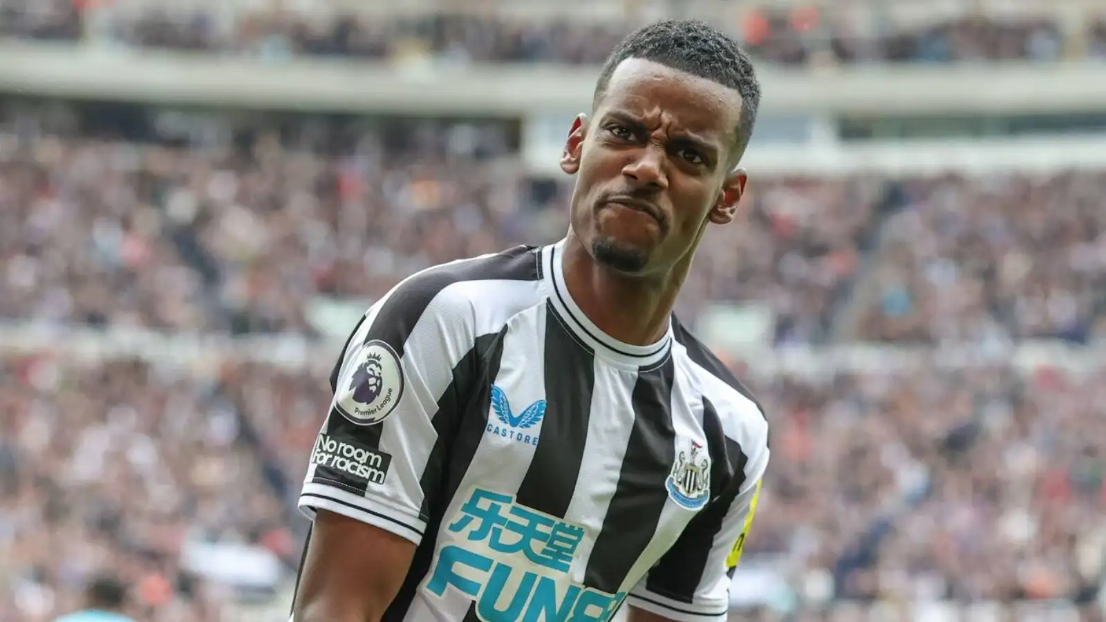 Alexander Isak #14 of Newcastle United celebrates the goal to make it 1-1 during the Premier League match Newcastle United vs Southampton at St. James's Park, Newcastle, United Kingdom, 30th April 2023