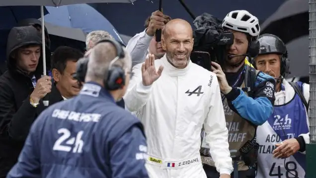 Zinedine Zidane with Alpine at the 24 Hours of Le Mans.