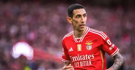 5 world-class footballers who chose romantic transfers instead of big contracts