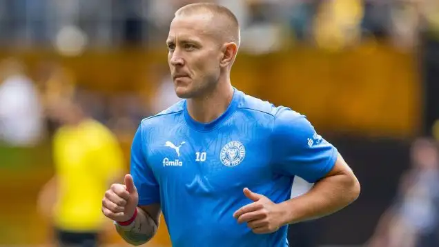 Aachen, Deutschland. 17th Aug, 2024. Lewis Holtby (Holstein Kiel, #10). Aachen, Football DFB-Pokal/1st round, Round 1, Alemannia Aachen - Holstein Kiel, 17.08.2024, Tivoli, Aachen.