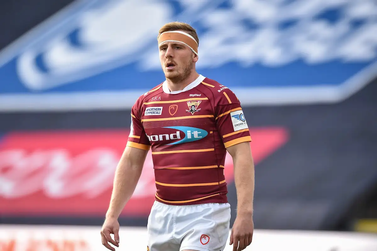 Huddersfield expect hooker Adam O’Brien to make full recovery from neck injury