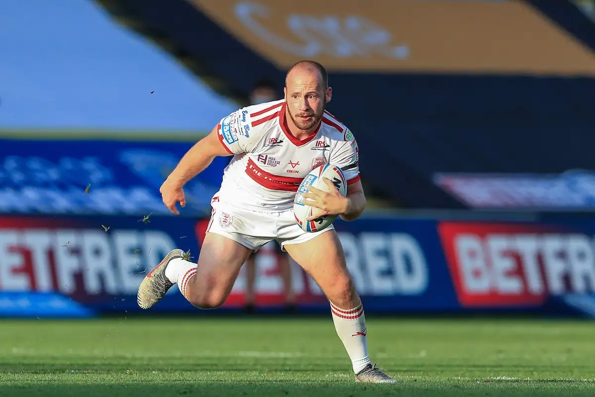 Adam Quinlan signs new deal with Hull KR