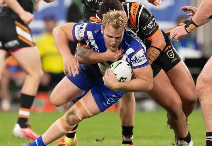 Cronulla Sharks snap up Aiden Tolman