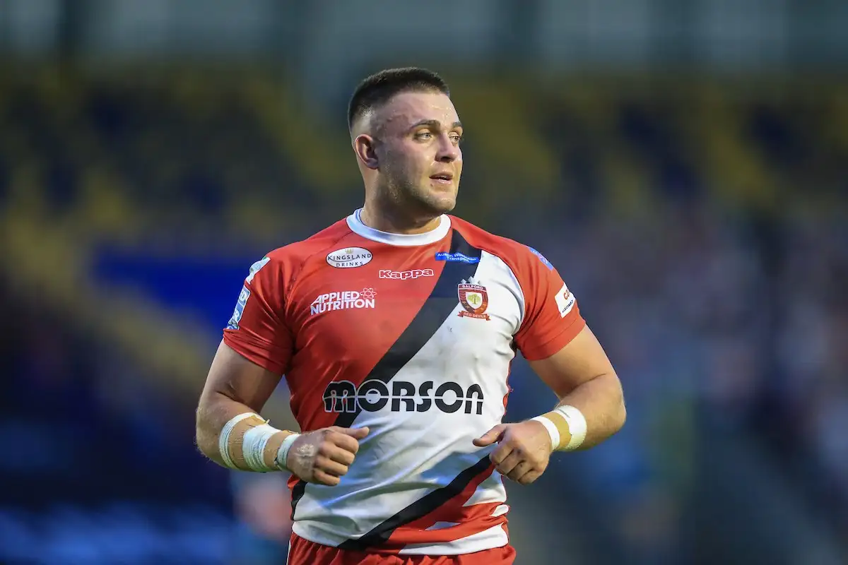 Forward duo extend Salford stay