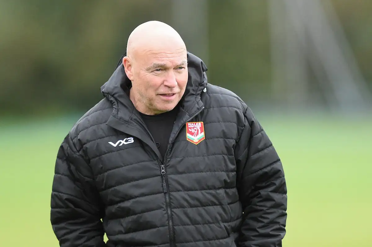 Wales coach John Kear says he would prefer no internationals this year