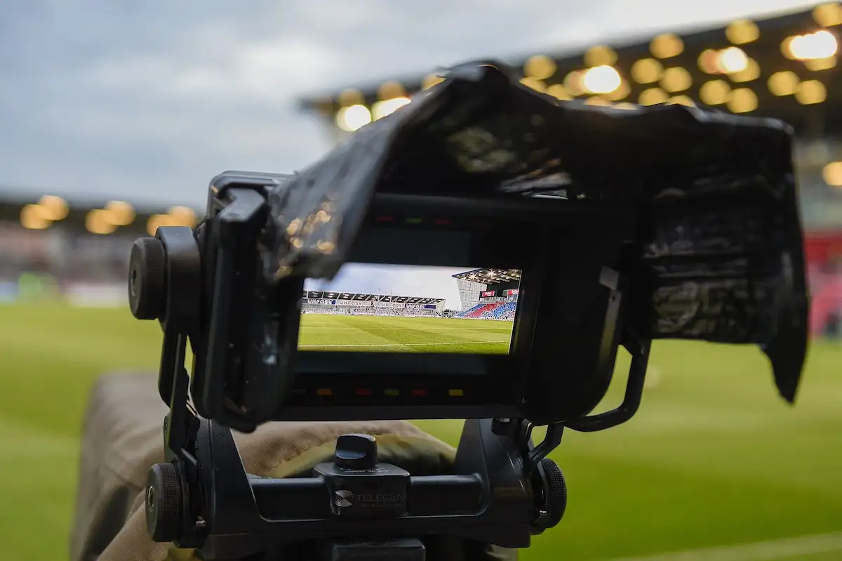 RFL in talks over selling TV rights for Championship and League 1 as Super League extends Sky Sports partnership