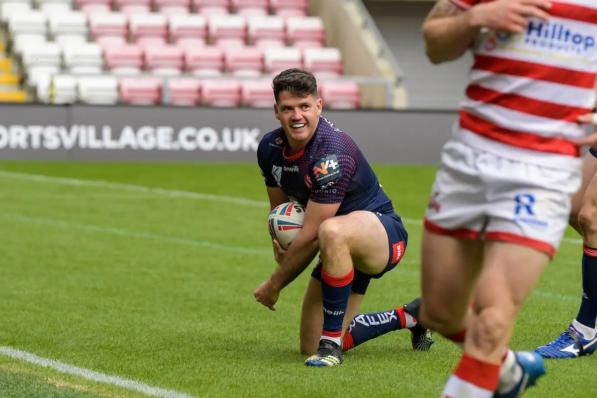Leigh 12-22 St Helens: Saints continue perfect start to season