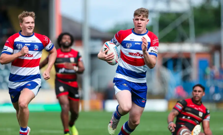 Hull KR’s Will Tate and Tom Whur return to Rochdale on loan