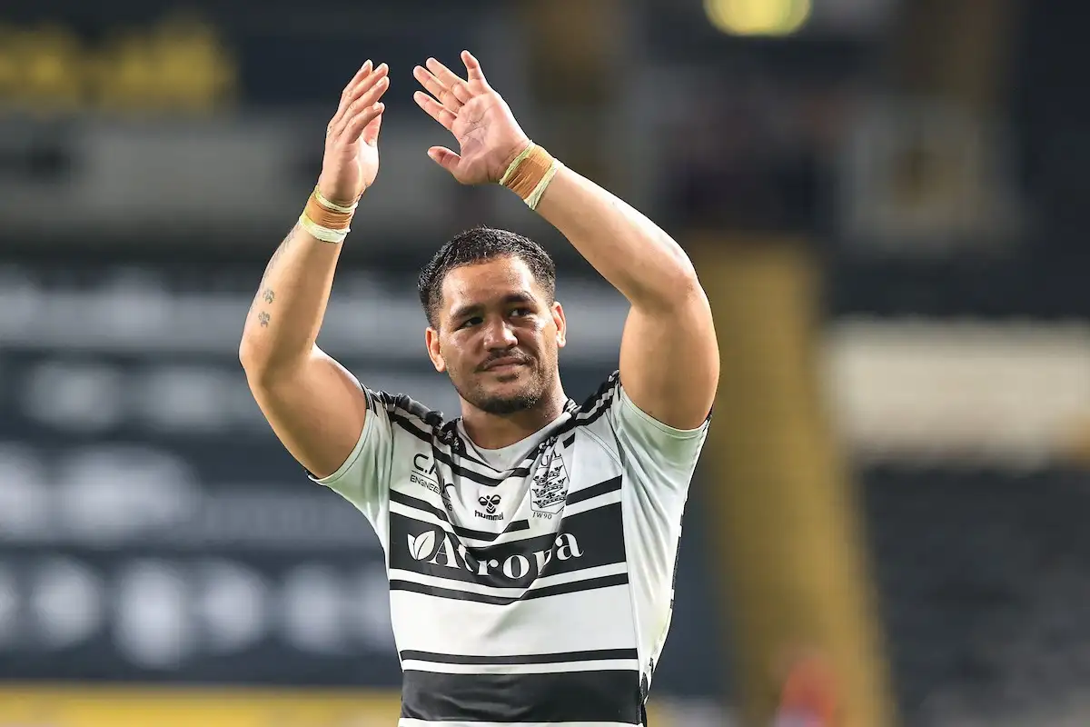 Bureta Faraimo makes Castleford switch