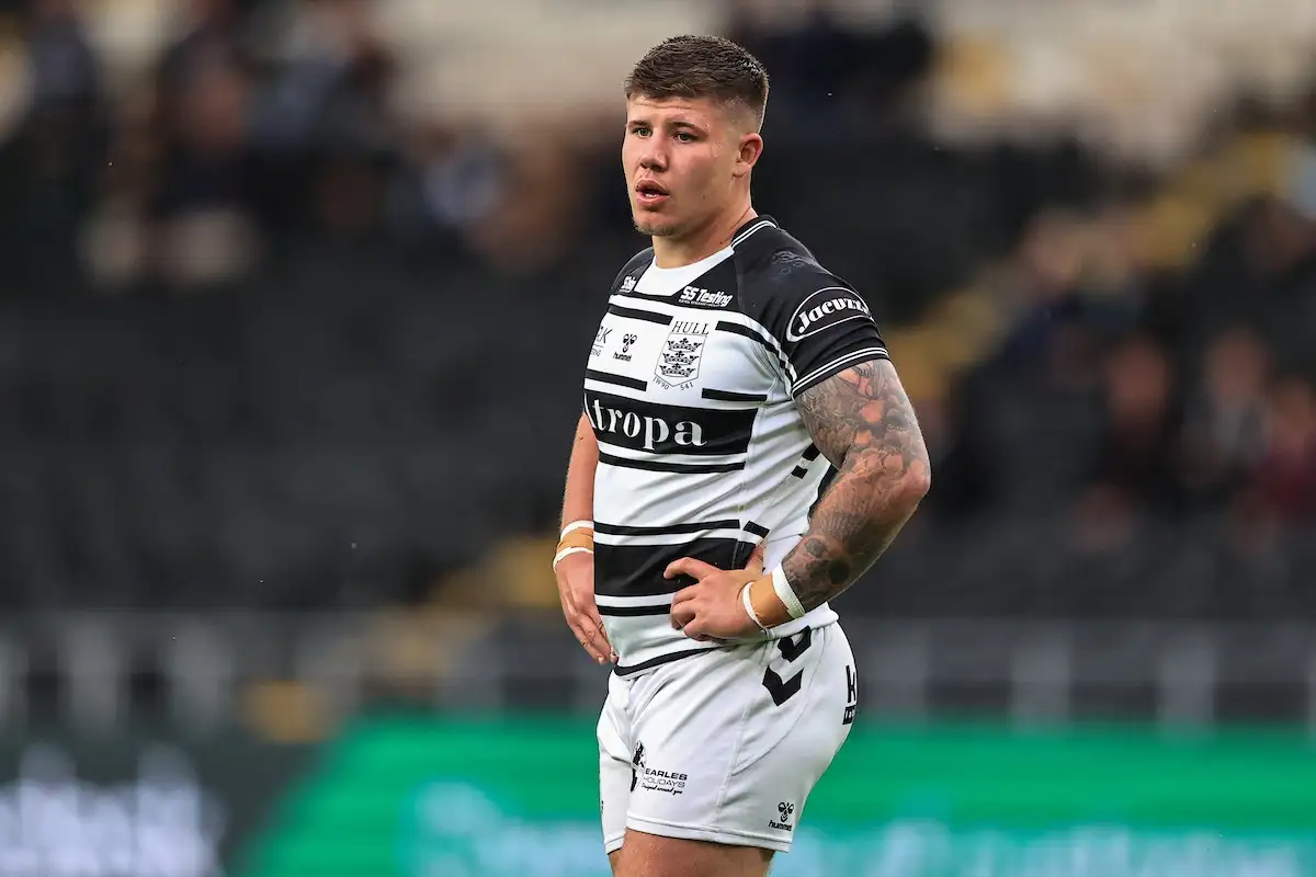 Joe Cator aiming to kick on after signing new Hull contract
