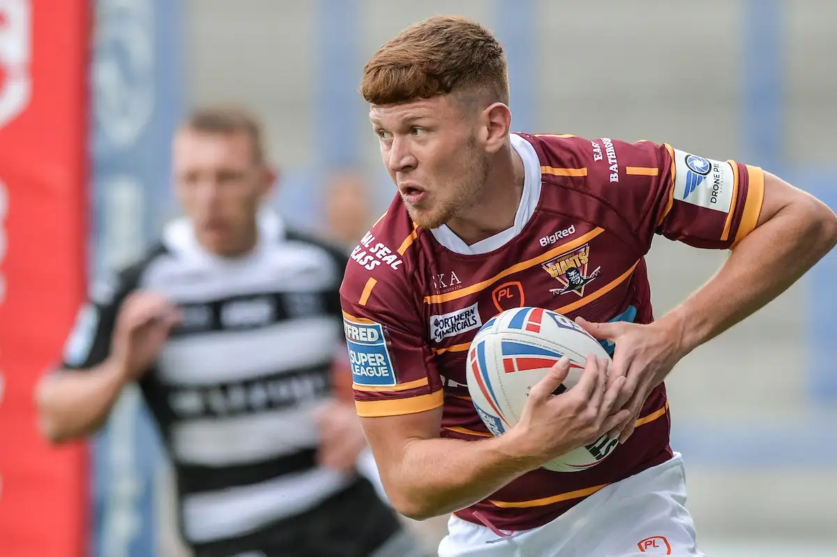 Huddersfield coach impressed with young half-backs Olly Russell and Will Pryce
