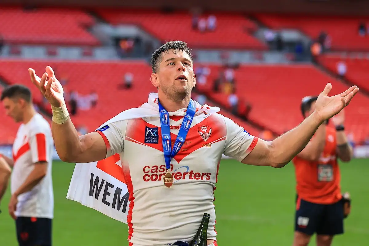 Louie McCarthy-Scarsbrook set for 12th season at St Helens