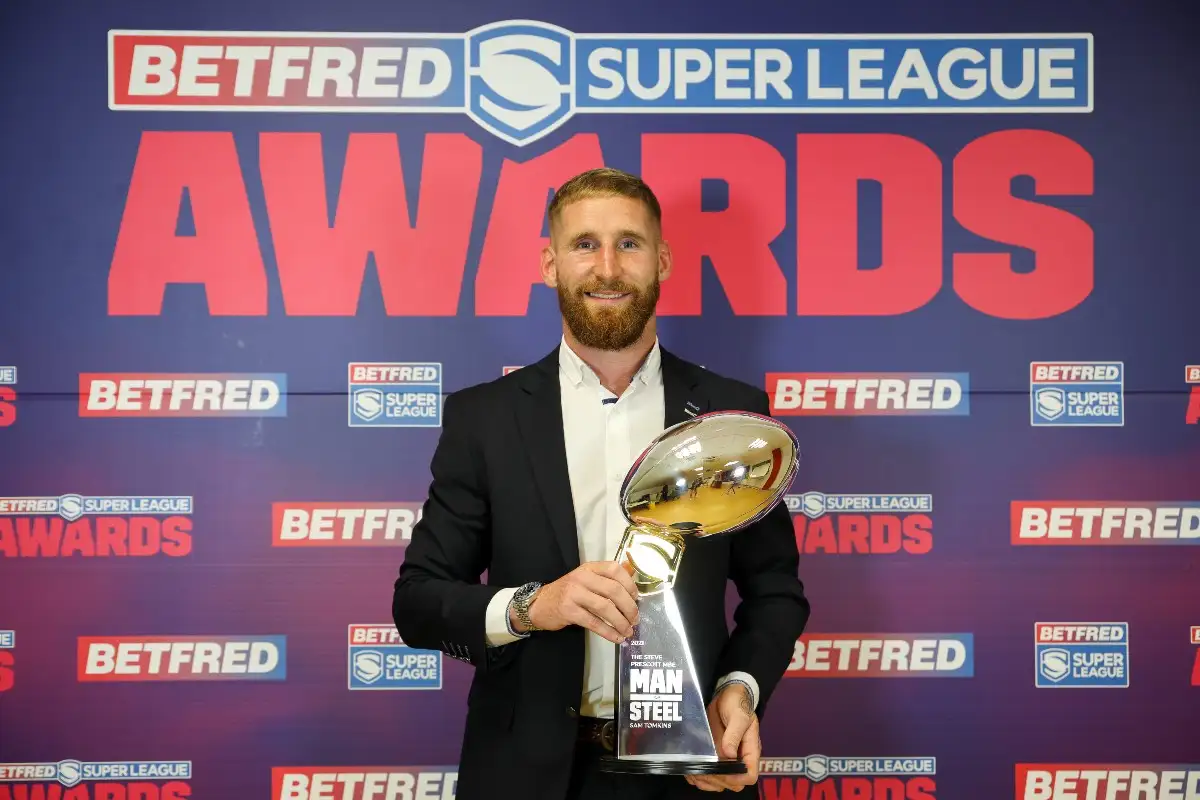 Man of Steel Sam Tomkins hailed for his influence on Catalans youngsters