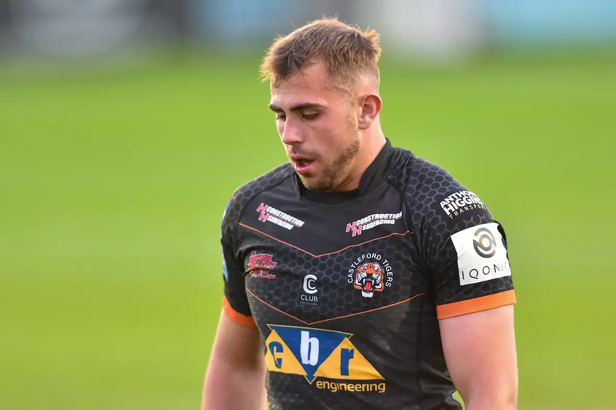 Lewis Peachey in action for Castleford