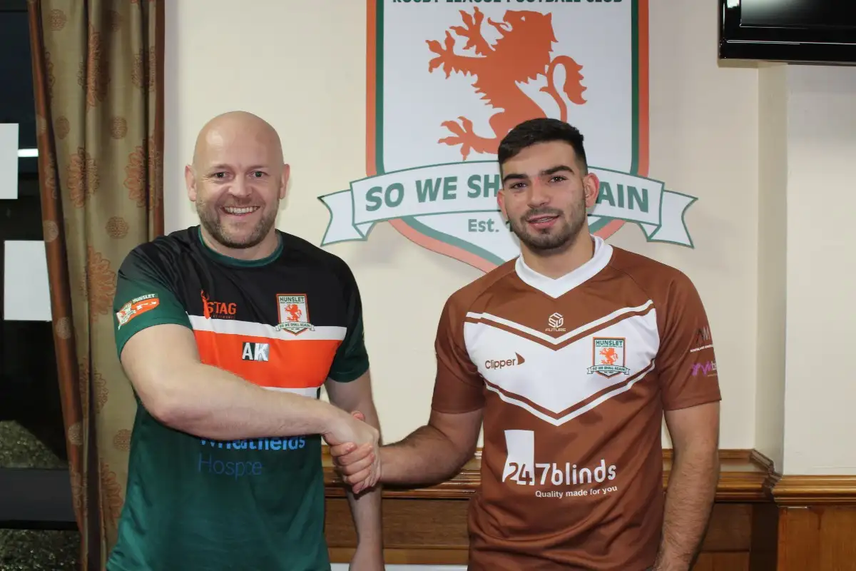 Italy World Cup hopeful joins Hunslet