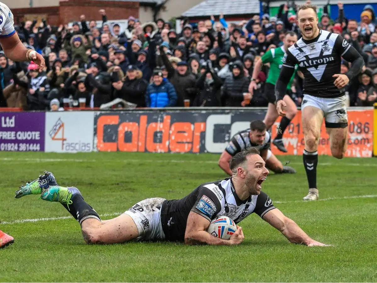 Luke Gale scores on debut as Hull FC open new campaign with win over Wakefield